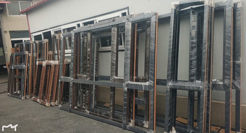 鞍山市天乙門窗工業(yè)有限公司沈陽(yáng)經(jīng)銷商所訂貨品已完成，經(jīng)過檢驗(yàn)后進(jìn)行包裝，準(zhǔn)備發(fā)貨