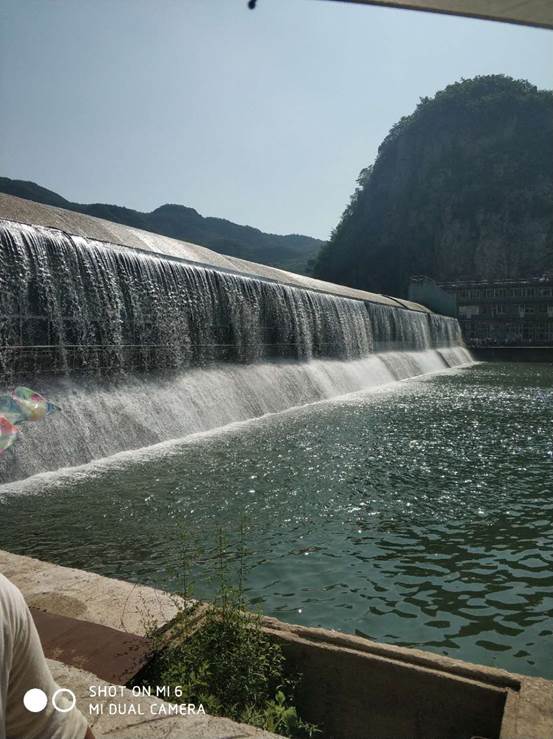 鞍山市天乙門(mén)窗有限公司組織全體員工開(kāi)展了每年一度的“清涼夏日游”團(tuán)建活動(dòng)(圖7) 鞍山市天乙門(mén)窗有限公司組織全體員工開(kāi)展了每年一度的“清涼夏日游”團(tuán)建活動(dòng)(圖7)