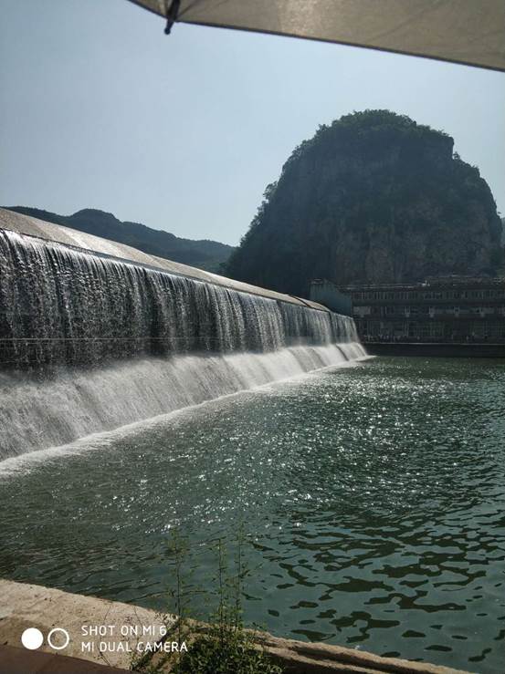 鞍山市天乙門(mén)窗有限公司組織全體員工開(kāi)展了每年一度的“清涼夏日游”團(tuán)建活動(dòng)(圖5) 鞍山市天乙門(mén)窗有限公司組織全體員工開(kāi)展了每年一度的“清涼夏日游”團(tuán)建活動(dòng)(圖5)